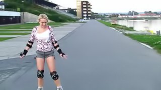 Innocent Welli Gives Some Serious Head As She Rollerblades