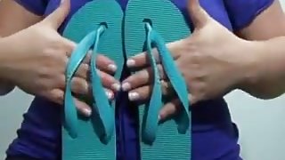 Virando Havaiana Azul Clara Tradicional