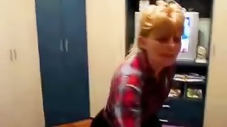 Housewife Svetla enjoys cucucmber and cock